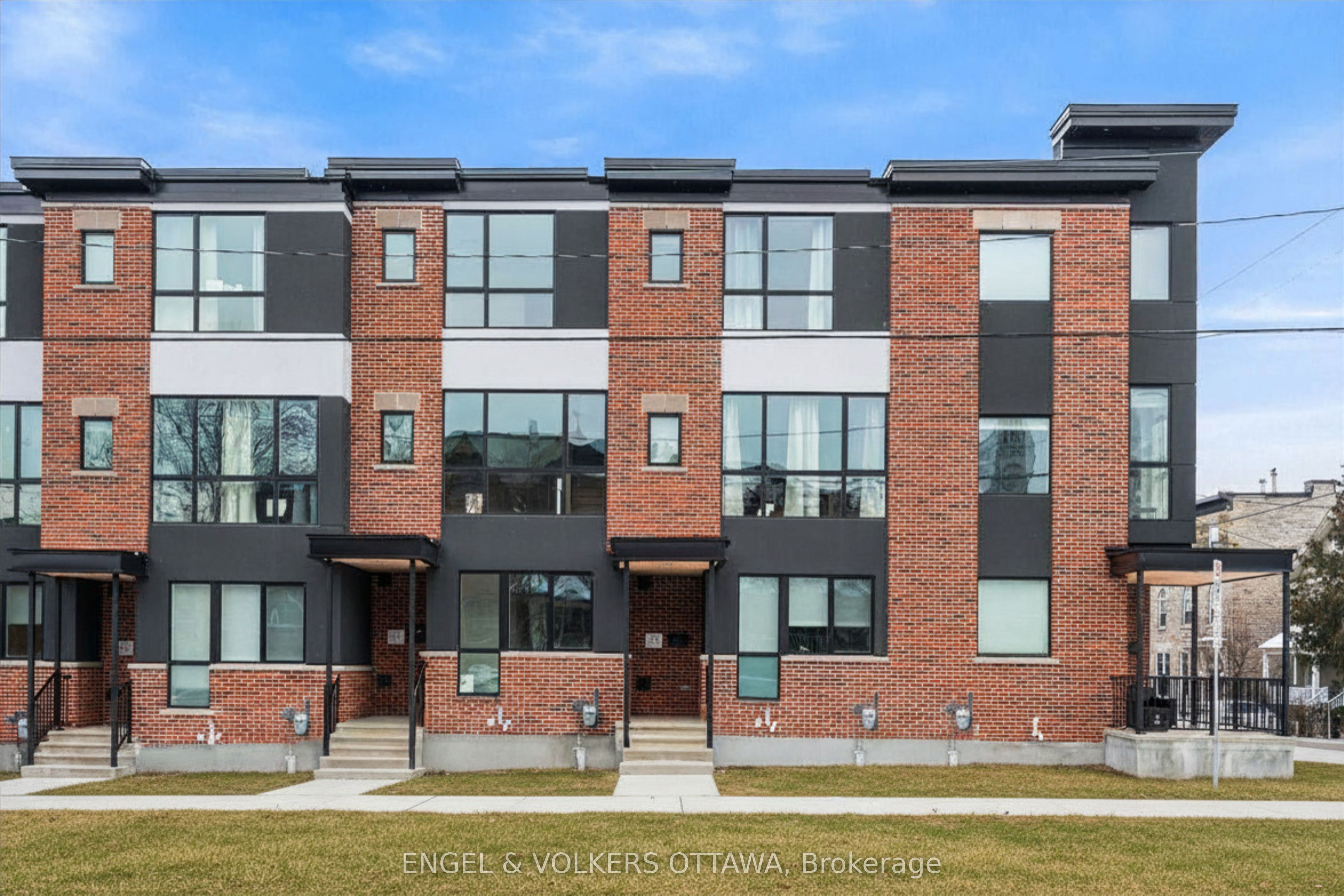 73 Parent Avenue, Ottawa, ON, K1N 0E6
