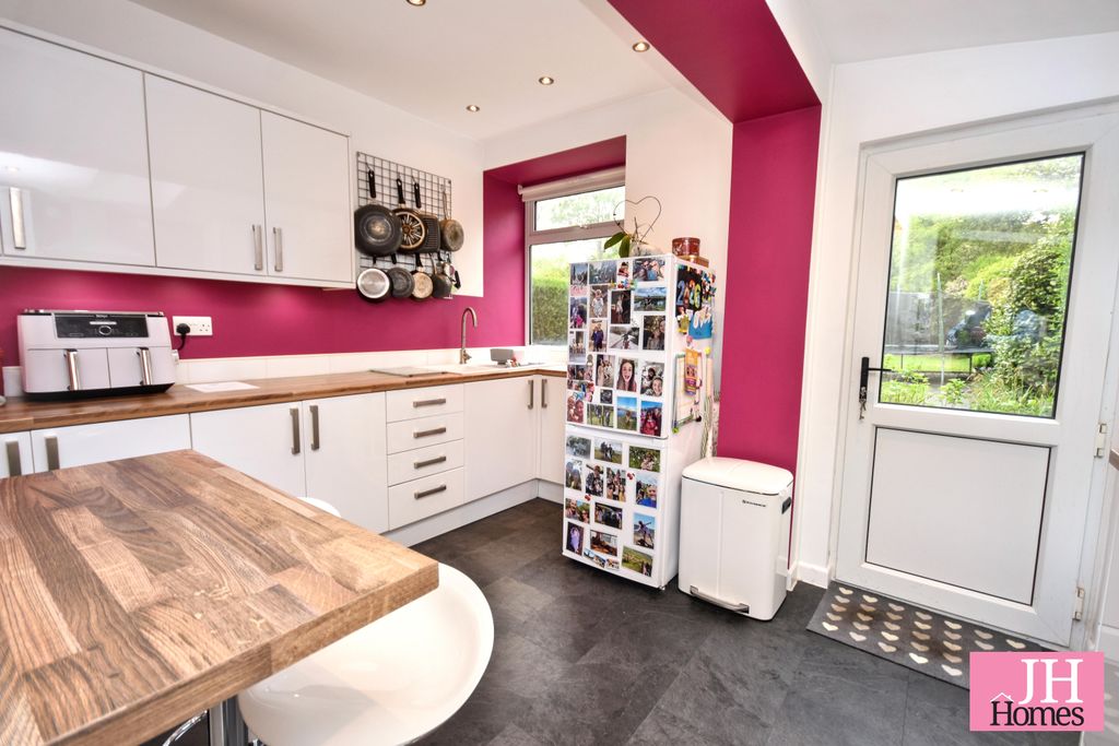 Additional image 5 of 3 bed semi-detached house for saleLyndale Avenue, Barrow-In-Furness, Cumbria LA13
