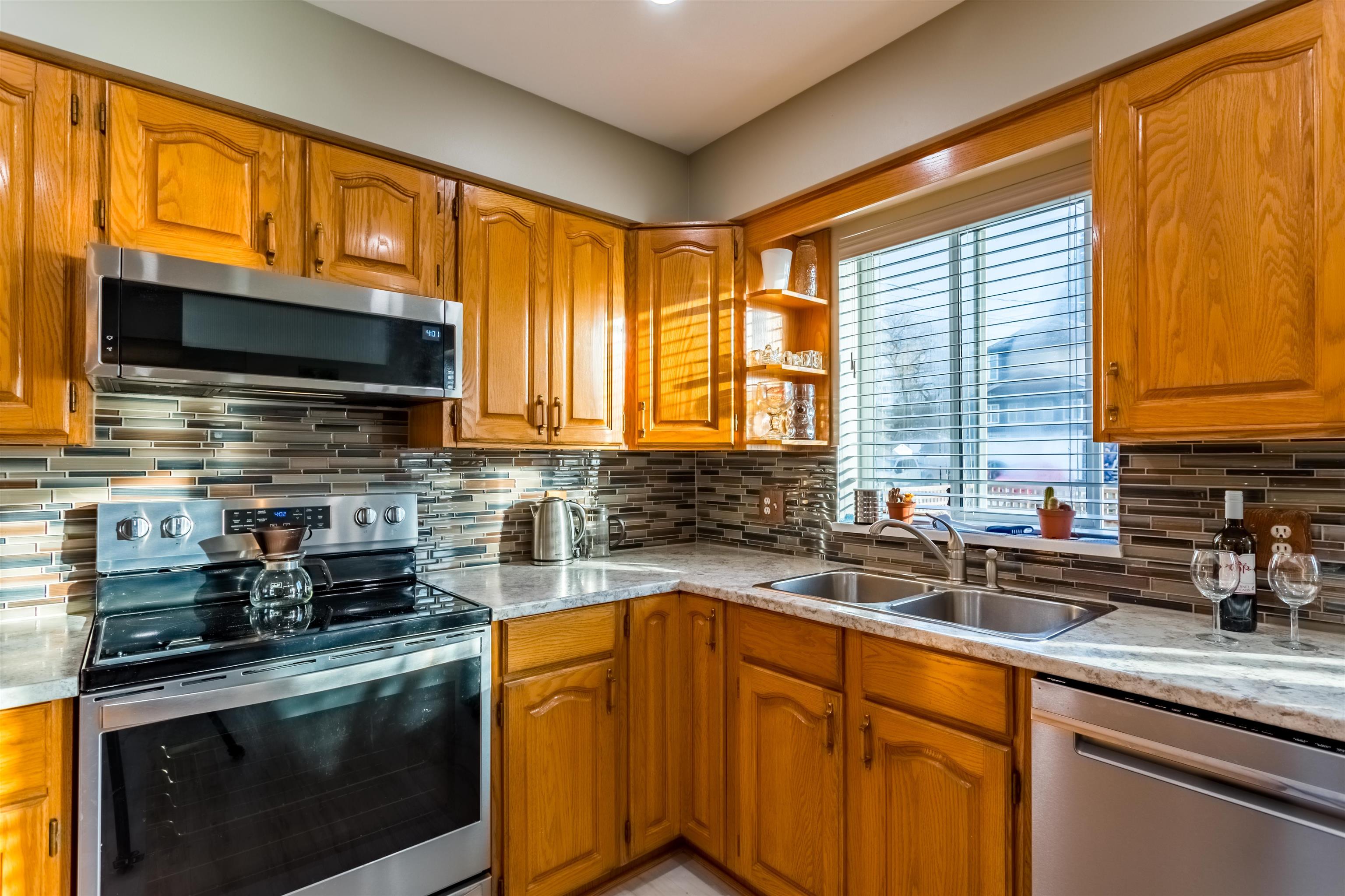 Additional image 5 of 12717 114 Avenue, Surrey, BC, V3V 3P2