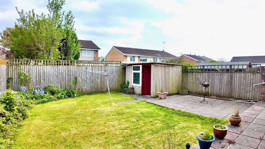Additional image 5 of 2 bed semi-detached bungalow for saleRolls Avenue, Penpedairheol CF82