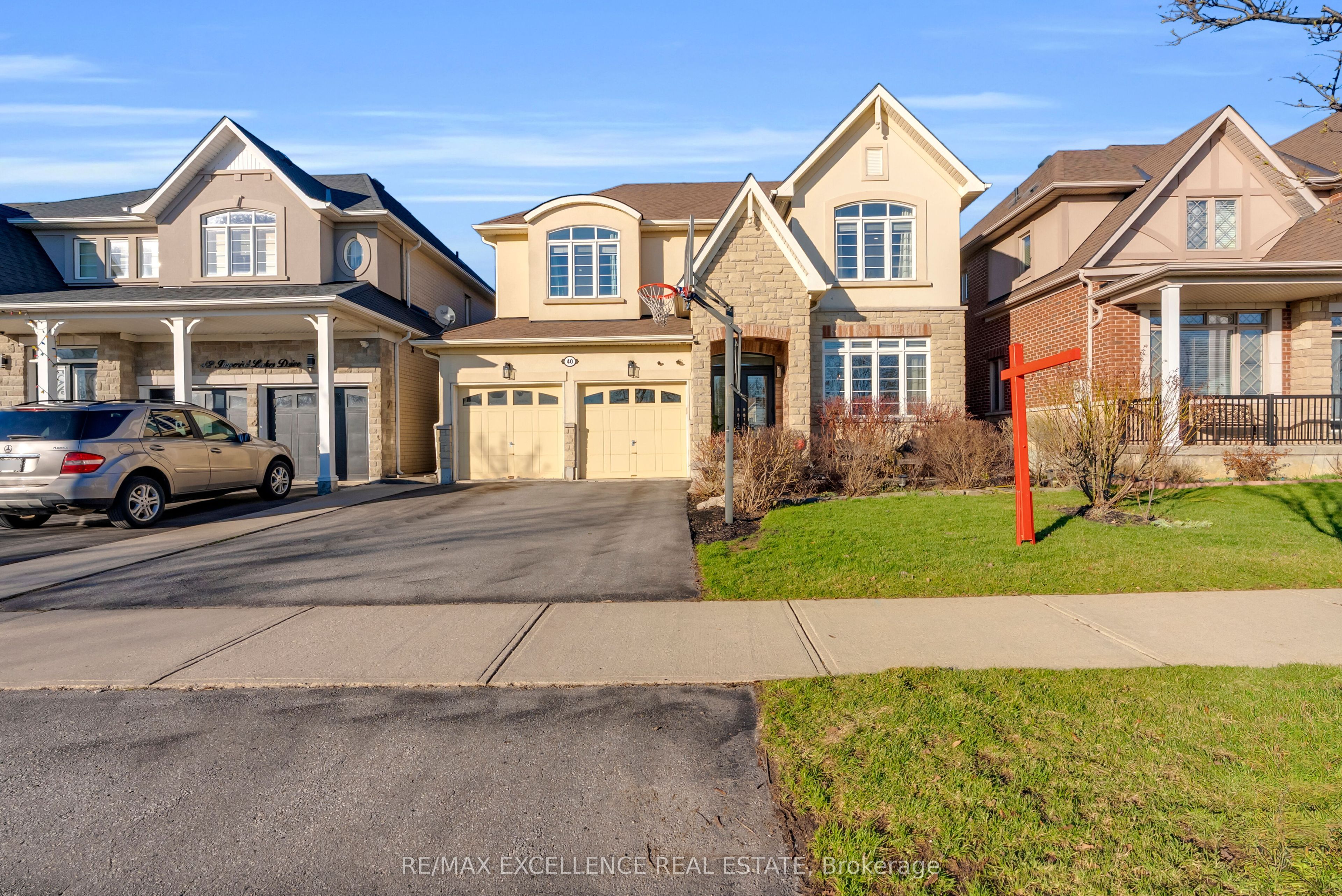 Additional image 2 of 40 Imperial Lakes Drive, Brampton, ON, L6P 2V3
