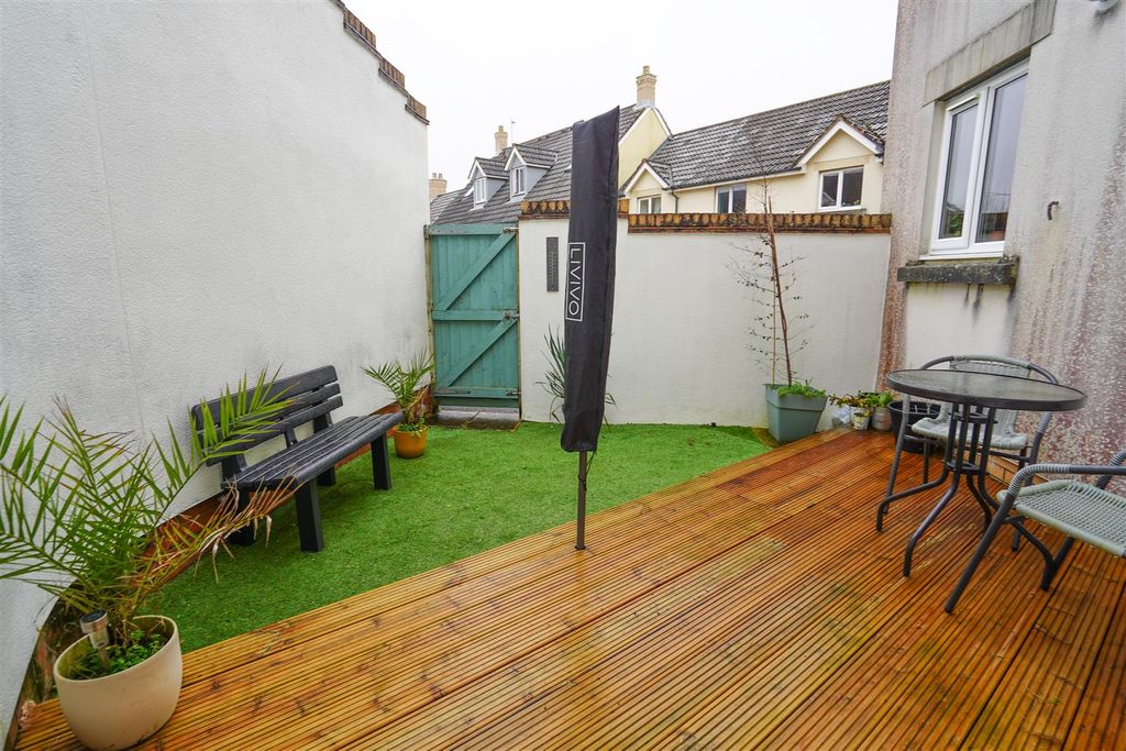 Additional image 14 of 2 bed flat for saleBiddiblack Way, Bideford EX39