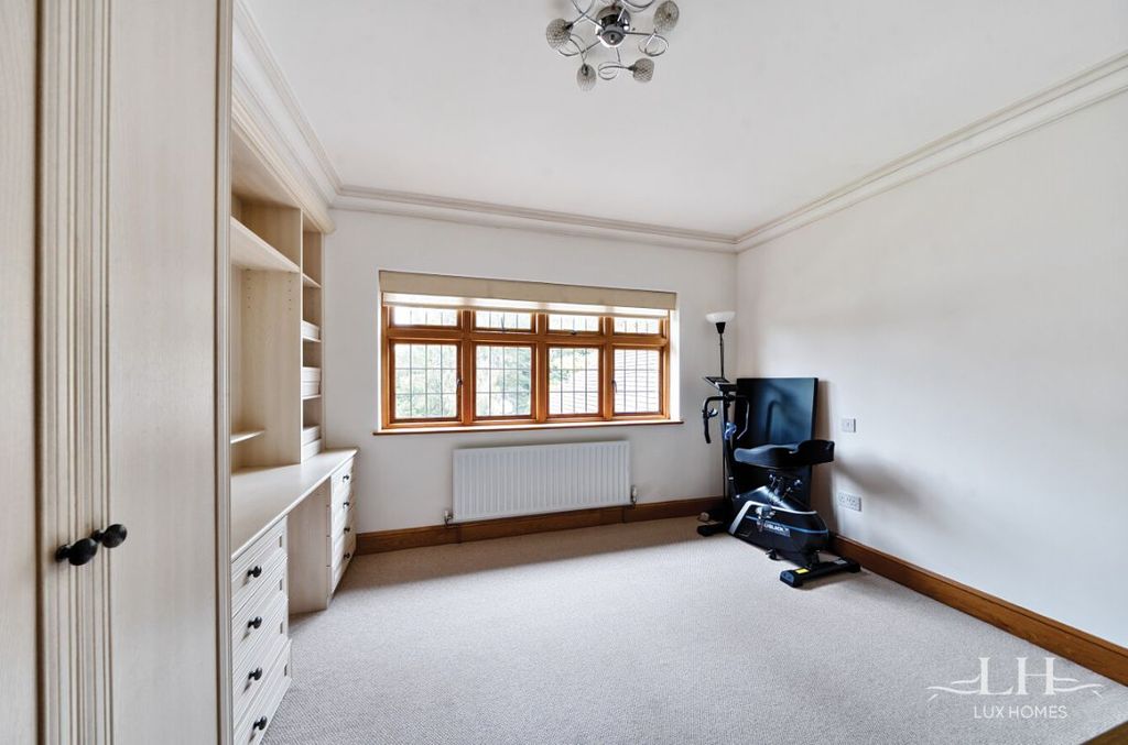 Additional image 16 of 6 bed detached house for saleParkstone Avenue, Emerson Park RM11