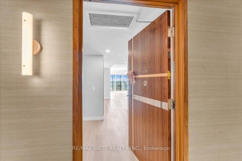 Additional image 8 of 5709-1 Concord Cityplace Way, Toronto, ON, M5V 0X3