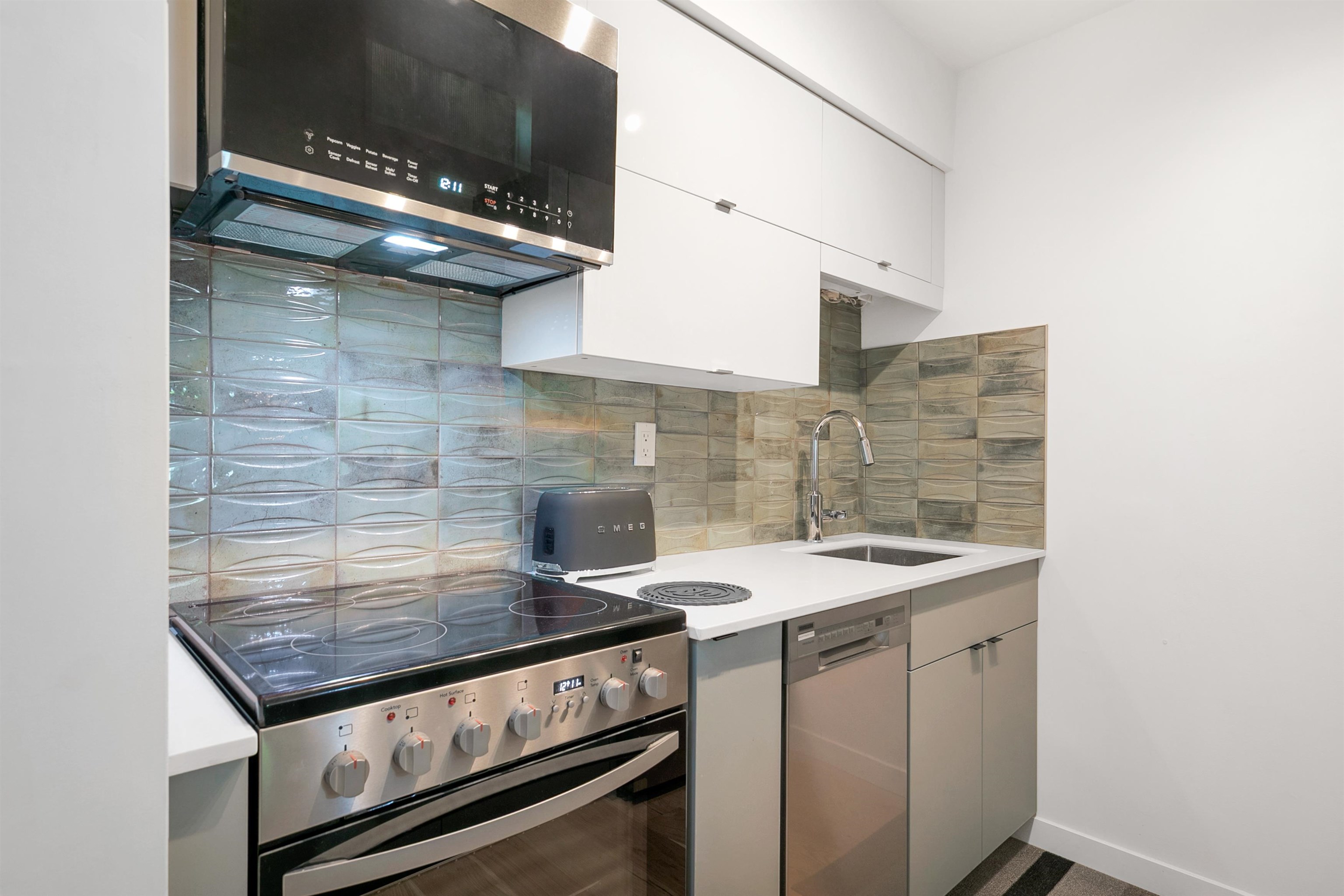 Additional image 6 of 208-2119 Bellevue Avenue, West Vancouver, BC, V7V 1C2
