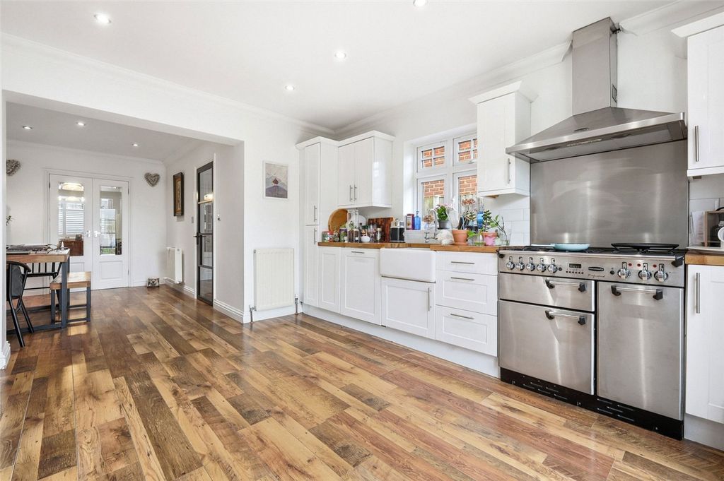 Additional image 6 of 3 bed semi-detached house for saleSouthend Road, Billericay CM11