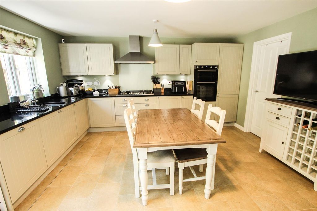 Additional image 2 of 4 bed detached house for saleButtermere Crescent, Lakeside, Doncaster DN4