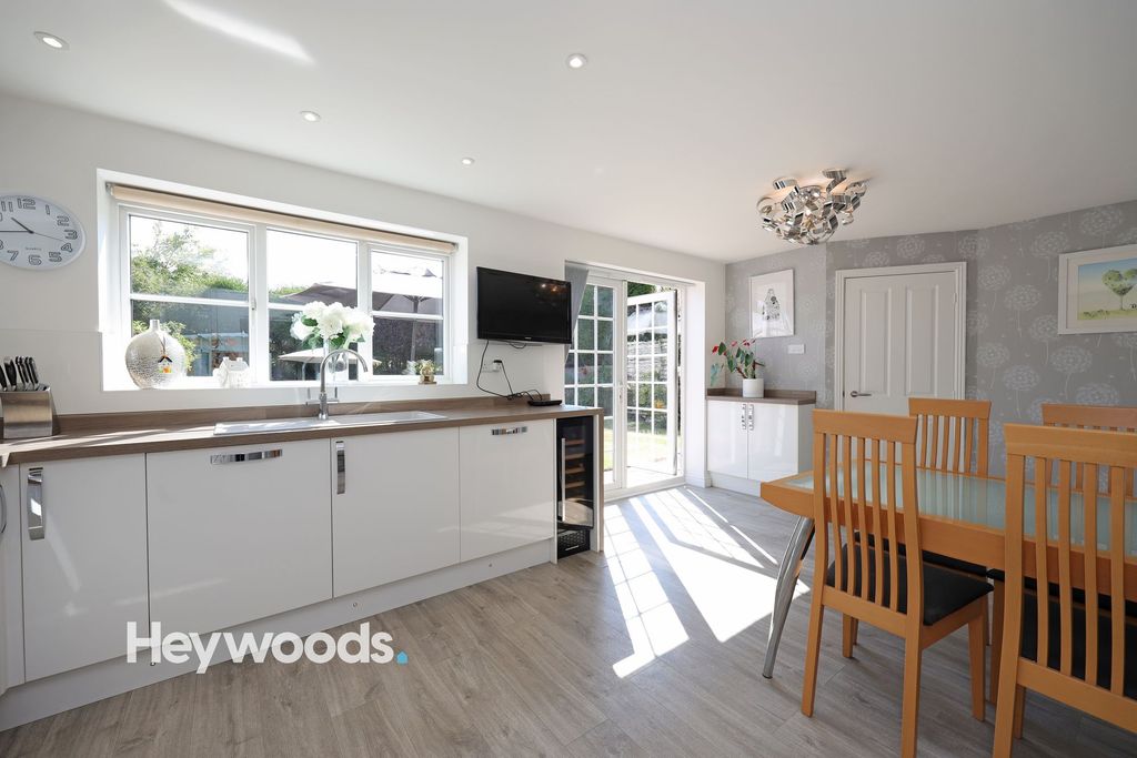 Additional image 6 of 5 bed detached house for saleBluebell Drive, Seabridge, Newcastle Under Lyme ST5