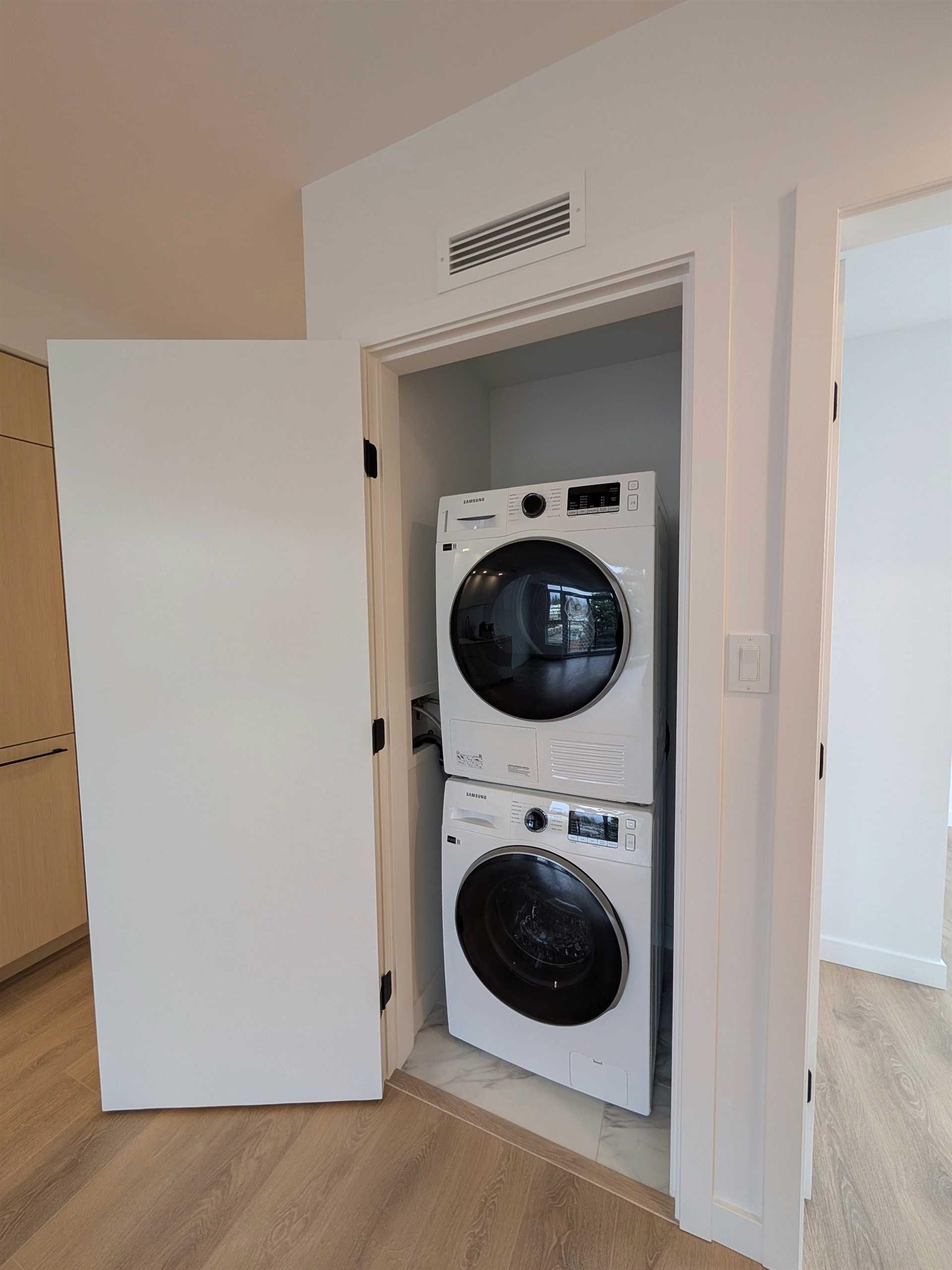 Additional image 4 of 411-13738 Central Avenue, Surrey, BC, V3T 0X5