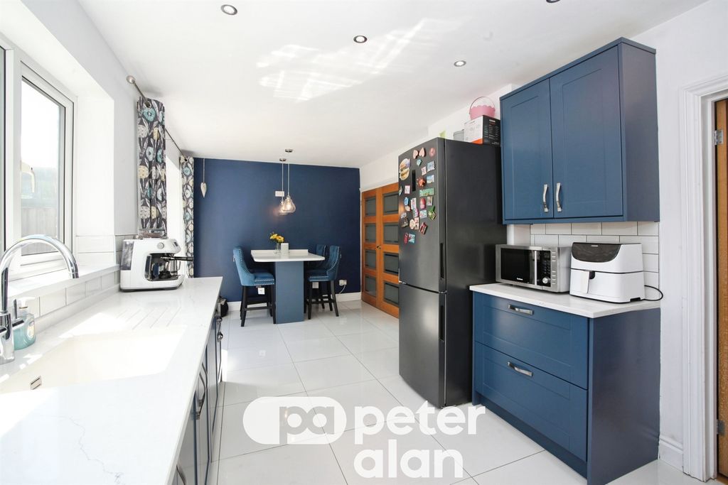 Additional image 4 of 3 bed semi-detached house for saleShakespeare Crescent, Newport NP20