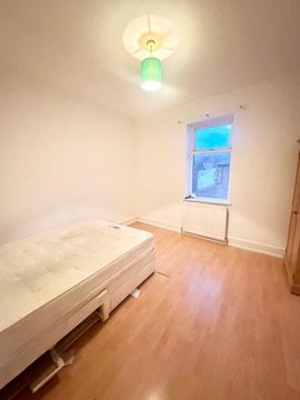 Eighth Avenue, Newcastle Upon Tyne NE6