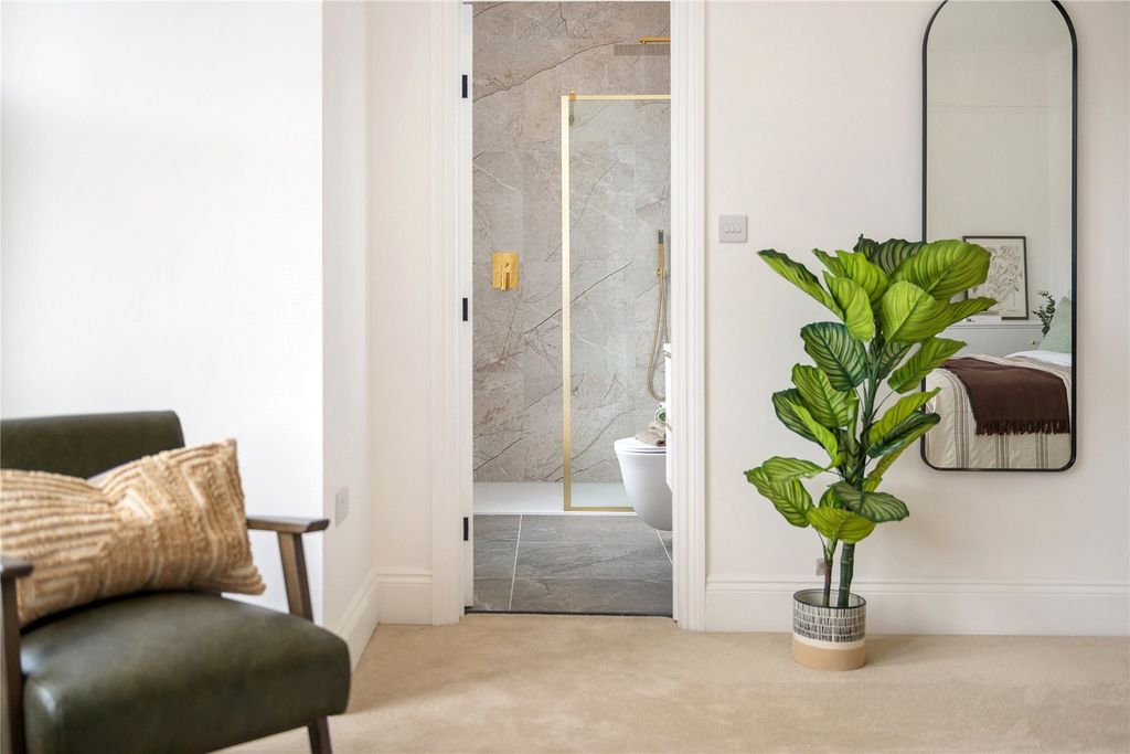 Additional image 9 of 6 bed semi-detached house for saleQueens Road, Beckenham BR3