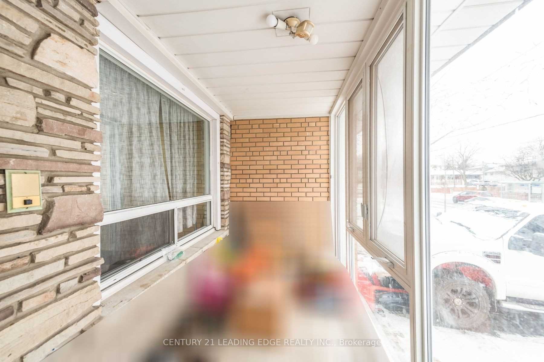 Additional image 5 of 213 Grandravine Drive, Toronto, ON, M3J 1B9