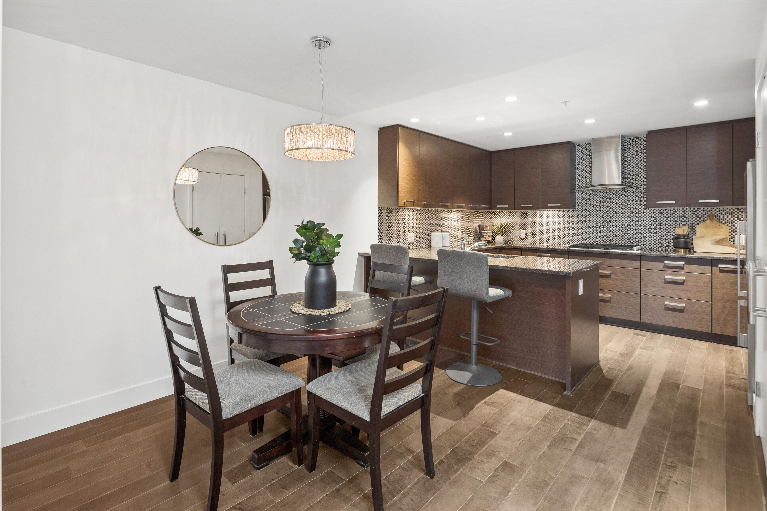 Additional image 6 of 406-210 13 Street W, North Vancouver, BC, V7M 1N7