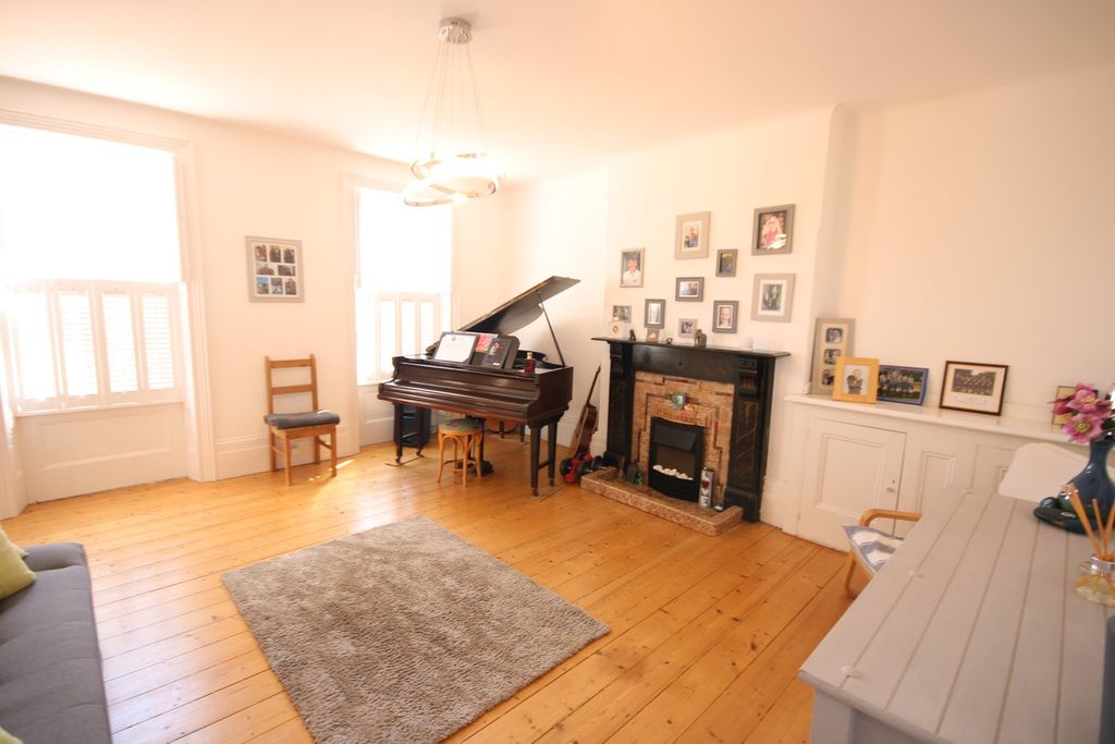 Additional image 4 of 4 bed semi-detached house for saleLa Route Du Petit Port, St Brelade JE3