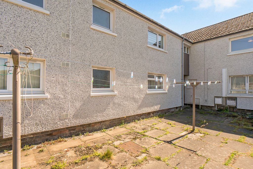 Additional image 12 of 2 bed flat for sale118 Moubray Grove, South Queensferry, Edinburgh EH30
