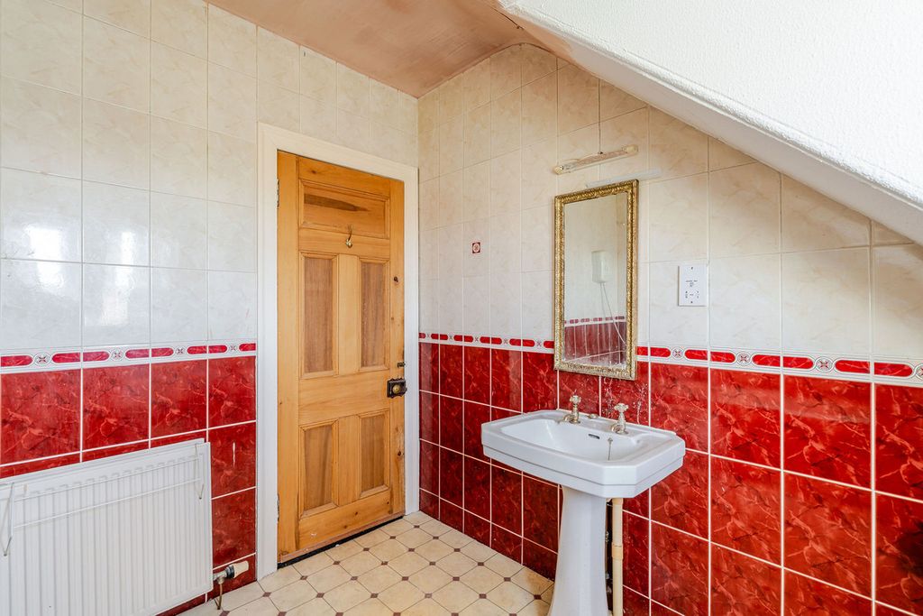 Additional image 23 of 4 bed flat for sale2 Flat 2 Braefoot Terrace, Edinburgh EH16