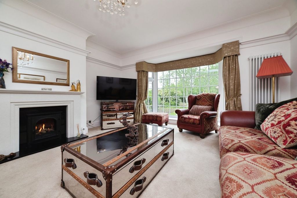 Additional image 2 of 4 bed detached house for saleChurch Road, Beverley HU17
