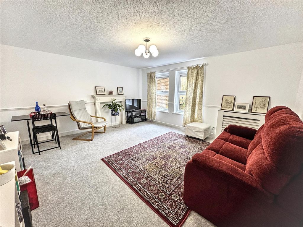 Additional image 4 of 2 bed flat for saleCwrt Pencraig, Newport NP20