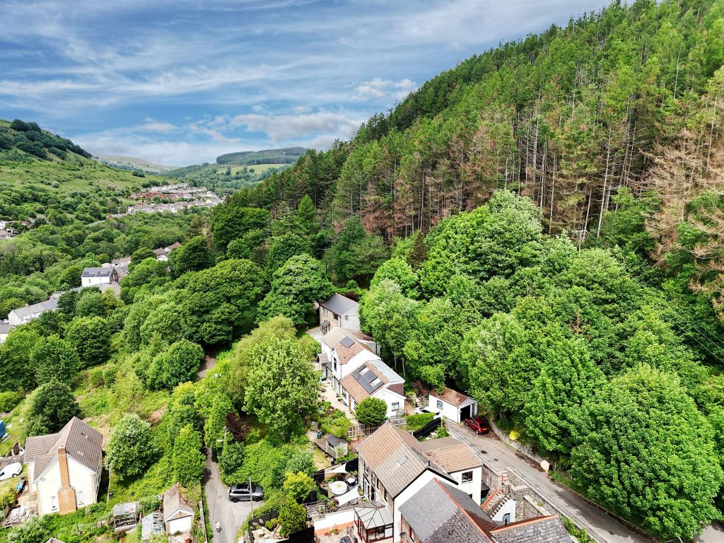 Additional image 13 of 3 bed semi-detached house for saleCefn Road Upper, Deri, Bargoed CF81