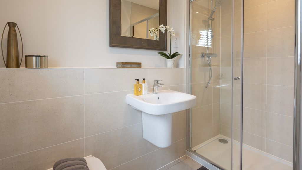 Additional image 14 of 4 bed detached house for sale"Walnut" at Worting Park Avenue, Off Worting Road, Basingstoke RG23