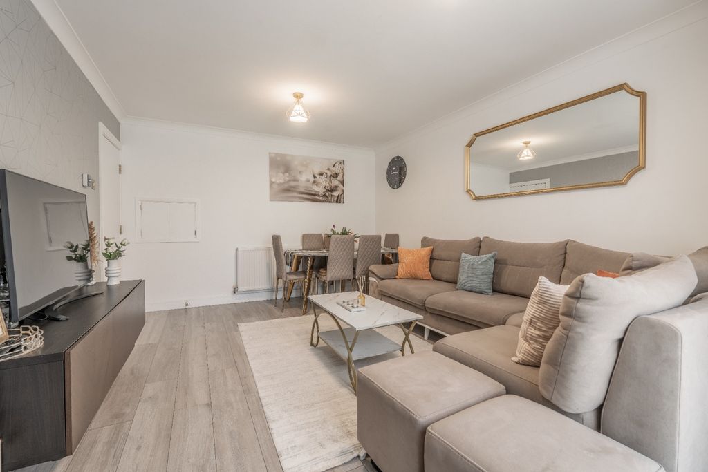 Additional image 4 of 1 bed flat for saleEssenden Road, Belvedere, Kent DA17