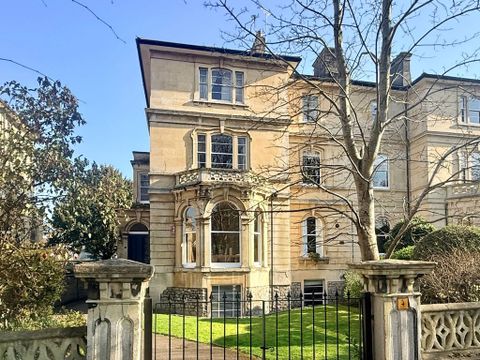 Cambridge Park, Redland, Bristol BS6