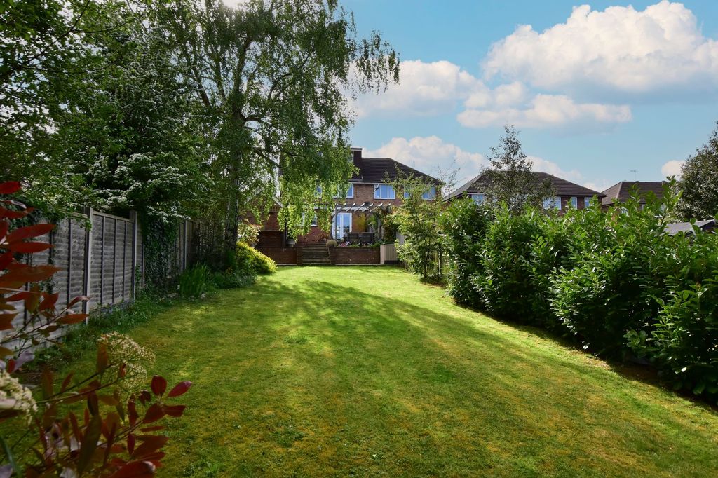 Additional image 4 of 4 bed semi-detached house for saleTibbs Hill Road, Abbots Langley WD5