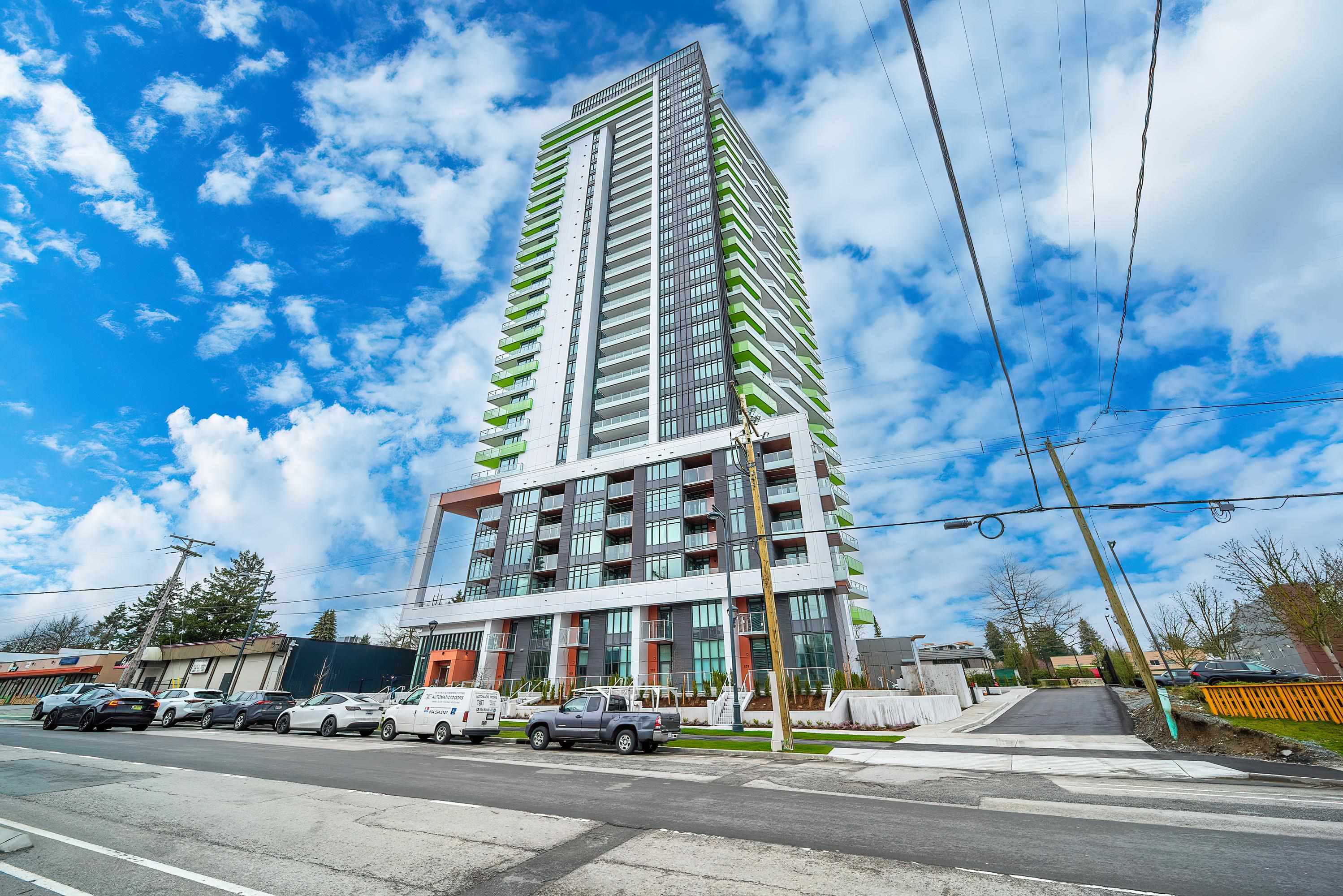 605-10428 Whalley Boulevard, Surrey, BC, V3T 0W2