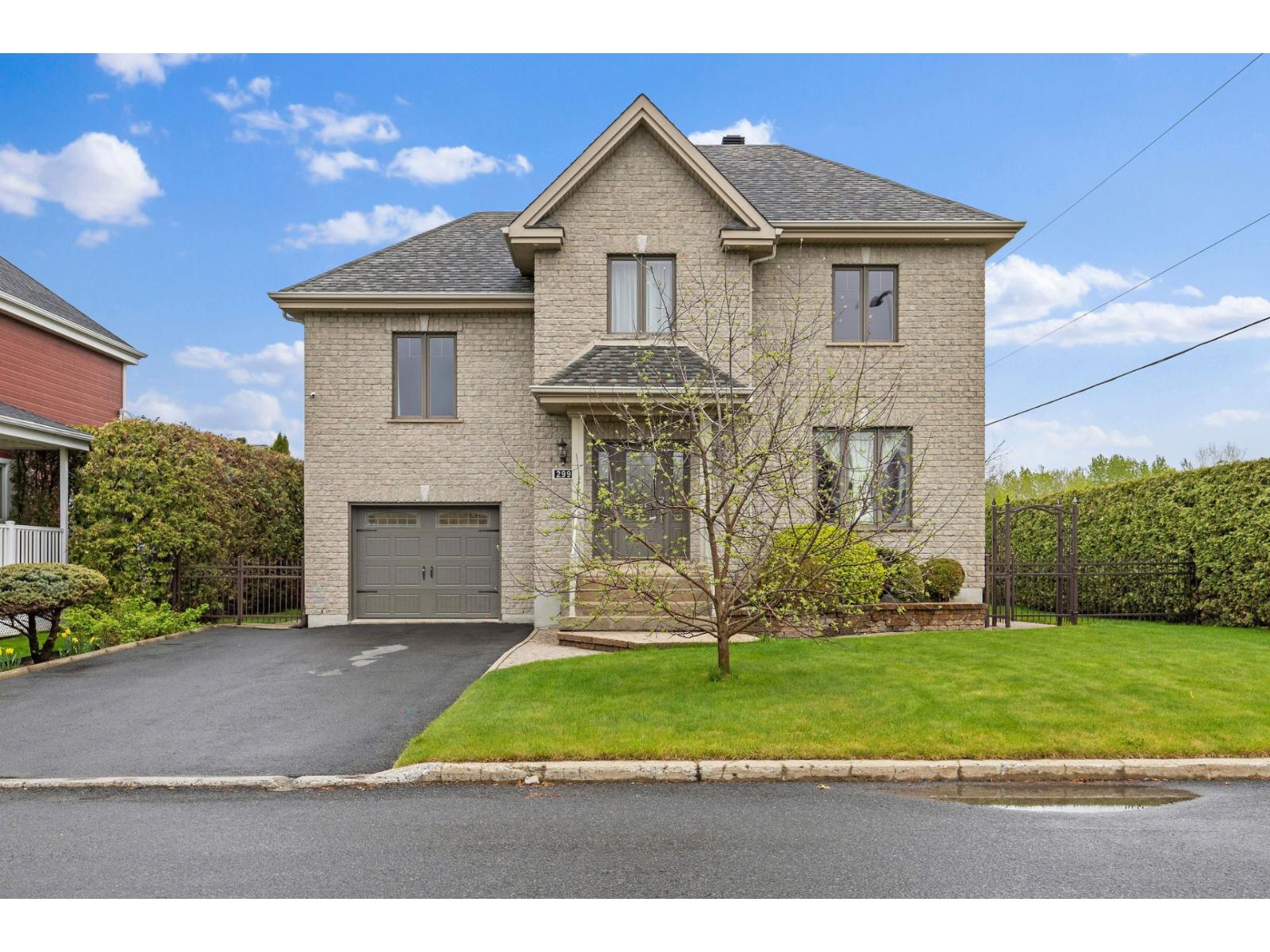 299 Rue Foucher