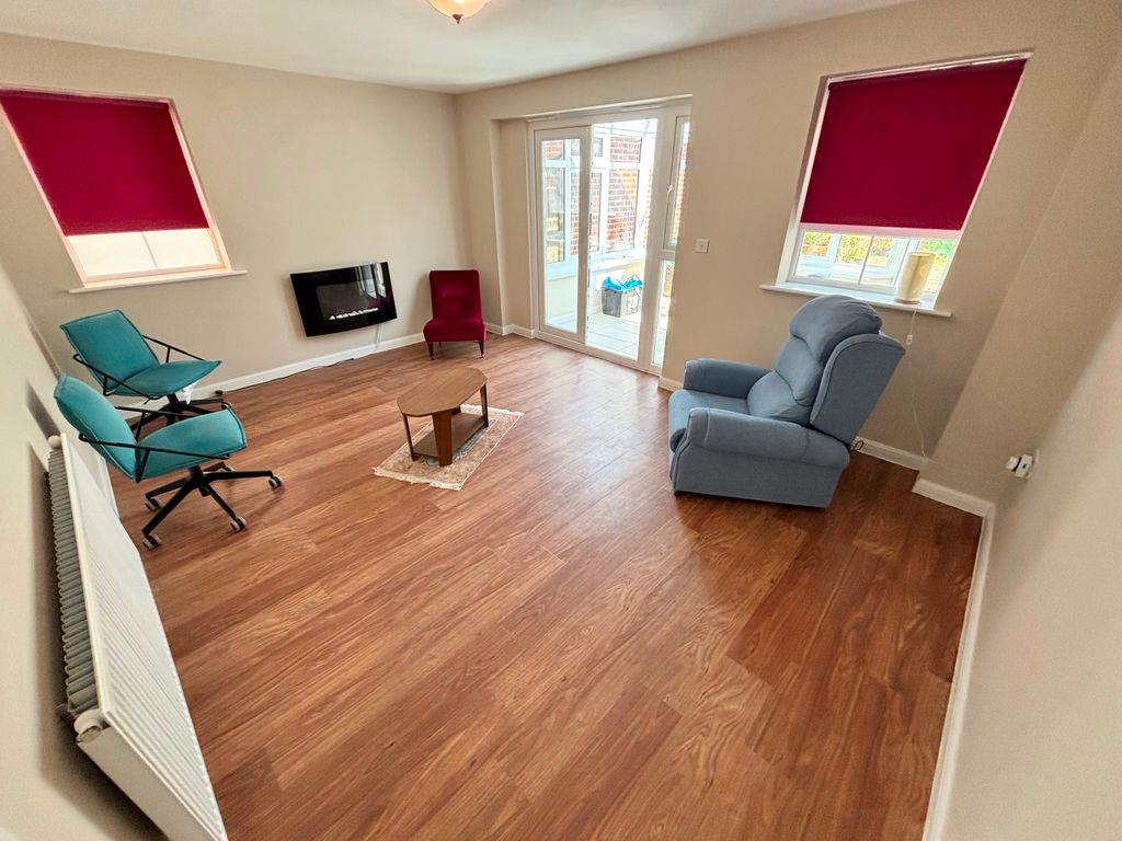 Additional image 12 of 4 bed detached house for saleJohn Jobbins Way, Penygarn, Pontypool NP4