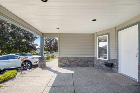 Additional image 3 of 33577 12 Avenue, Mission, BC, V2V 6Z6