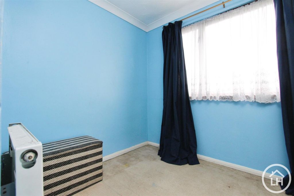 Additional image 5 of 5 bed detached house for saleWhitcombe Close, Lordswood, Chatham, Kent ME5