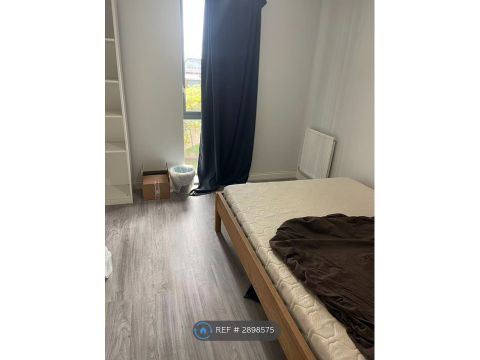 Limesdale Gardens, Edgware HA8