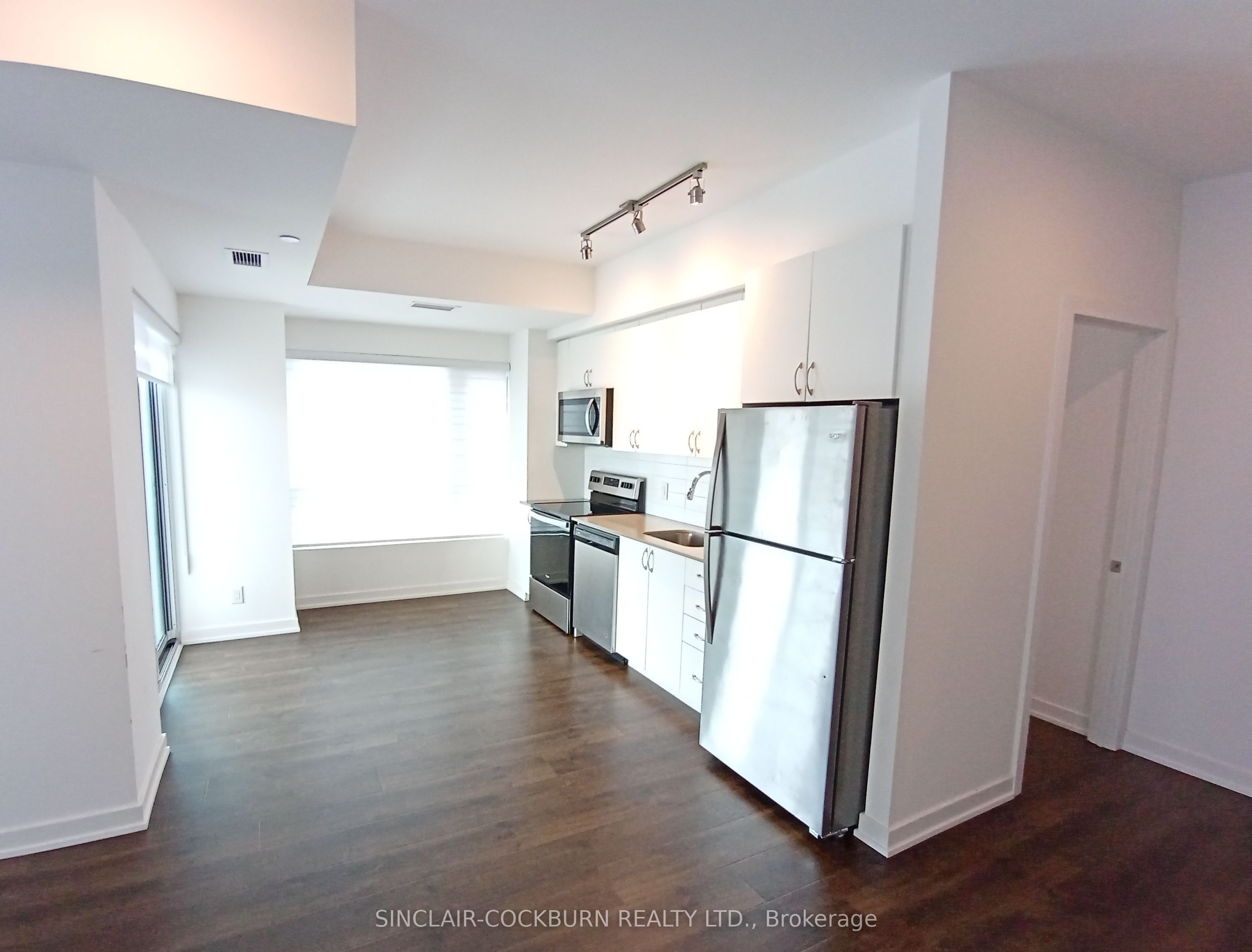 Additional image 3 of 409-56 Lakeside Terrace, Barrie, ON, L4M 0L4