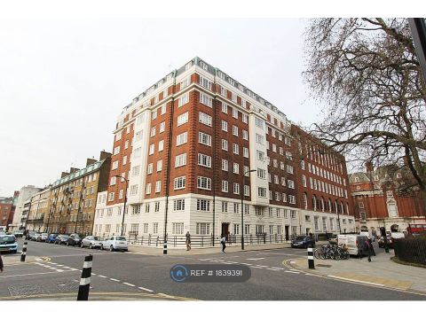 Tavistock Court, London WC1H