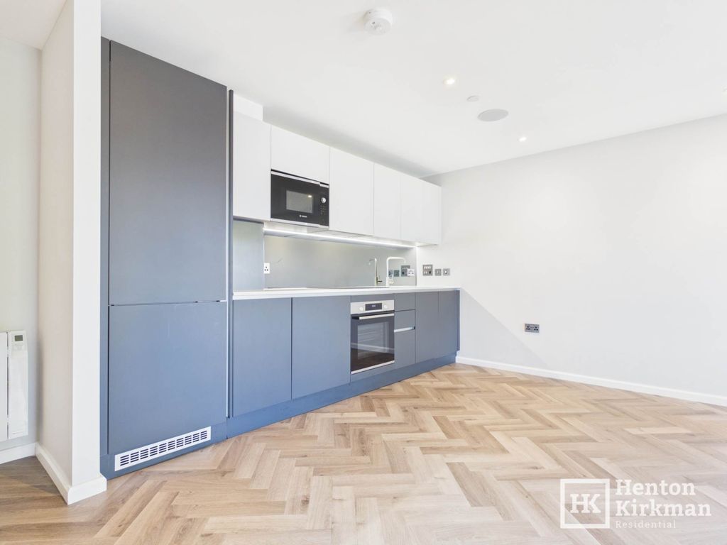 Additional image 5 of 1 bed flat for saleHigh Street, Billericay CM12