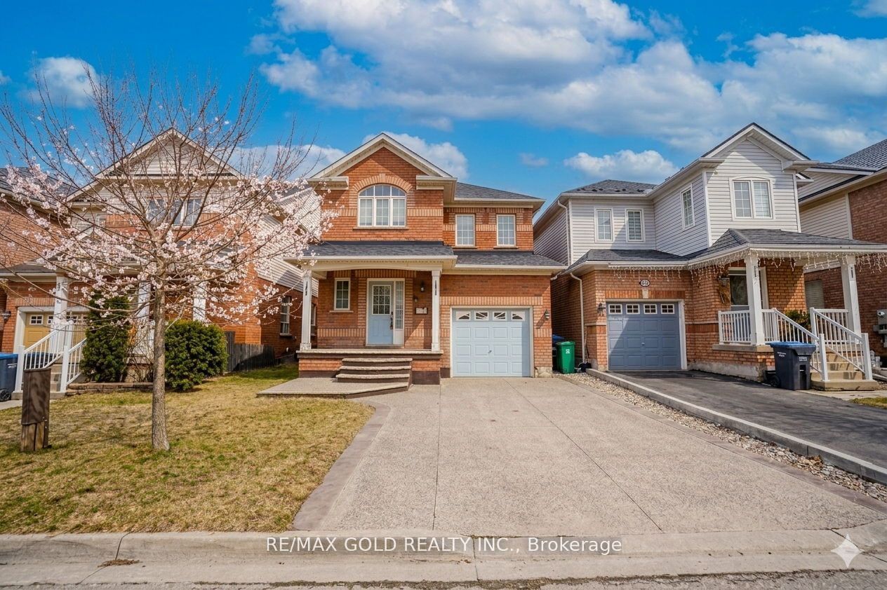 25 Spencer Drive, Brampton, ON, L7A 2A2