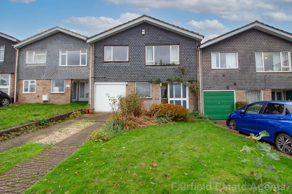 3 bed terraced house for saleMargeholes, Carpenders Park, Watford WD19
