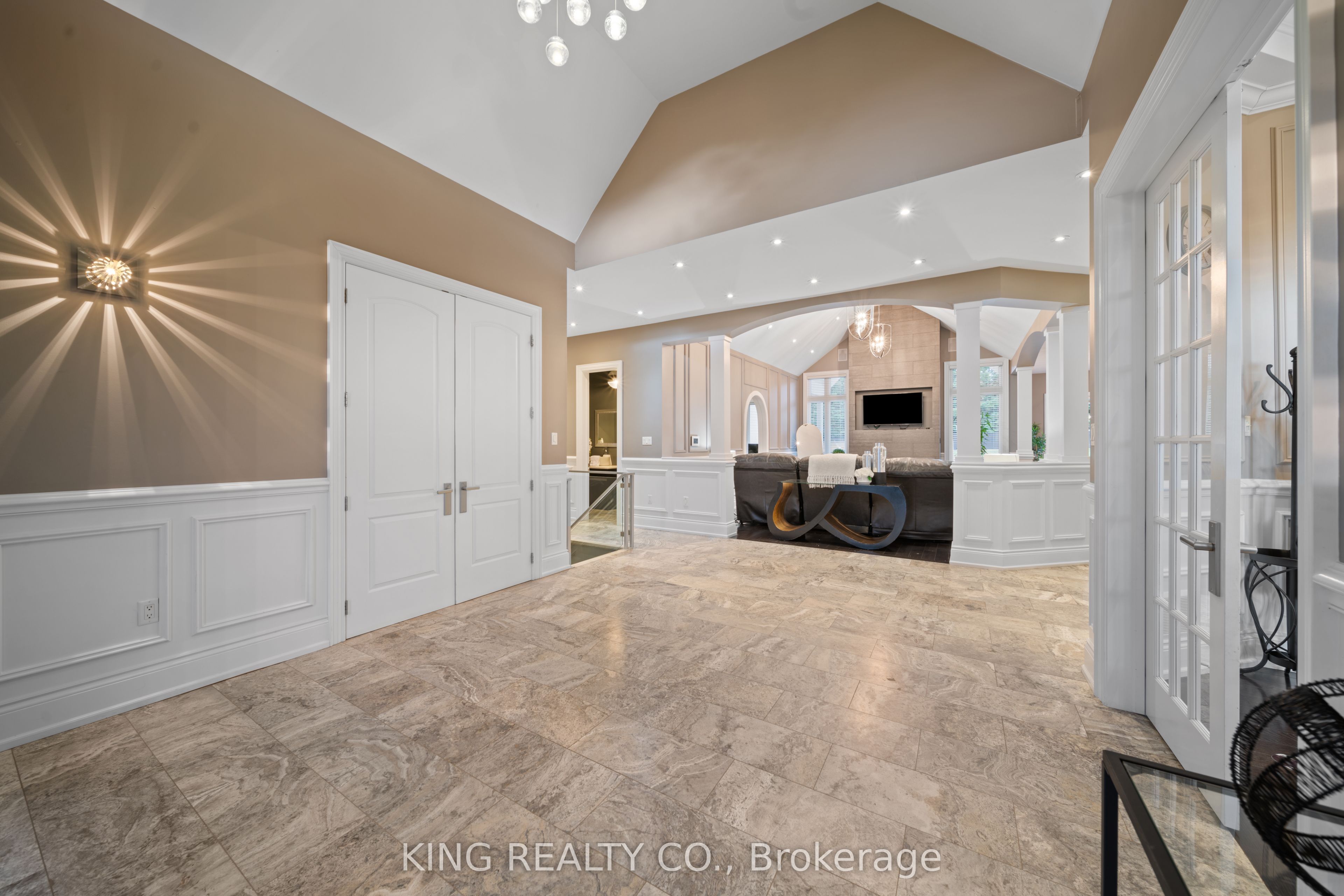 Additional image 6 of 2 Dale Crescent, Bradford West Gwillimbury, ON, L0L 1L0
