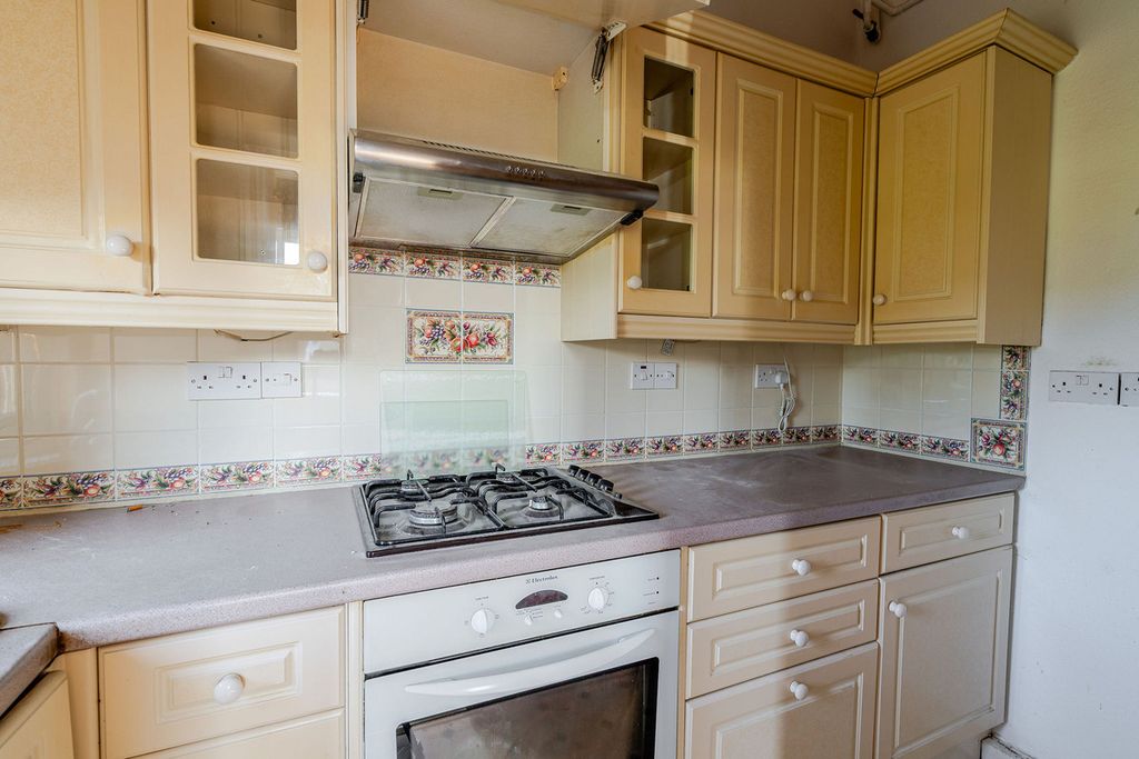 Additional image 16 of 4 bed flat for sale2 Flat 2 Braefoot Terrace, Edinburgh EH16