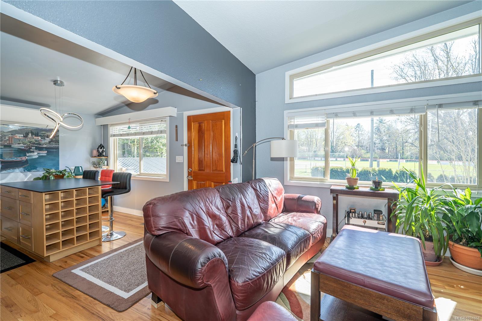 Additional image 6 of 1804 Richardson Street, Victoria, BC, V8S 1S1