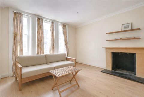 Cleveland Street, Fitzrovia, London W1T