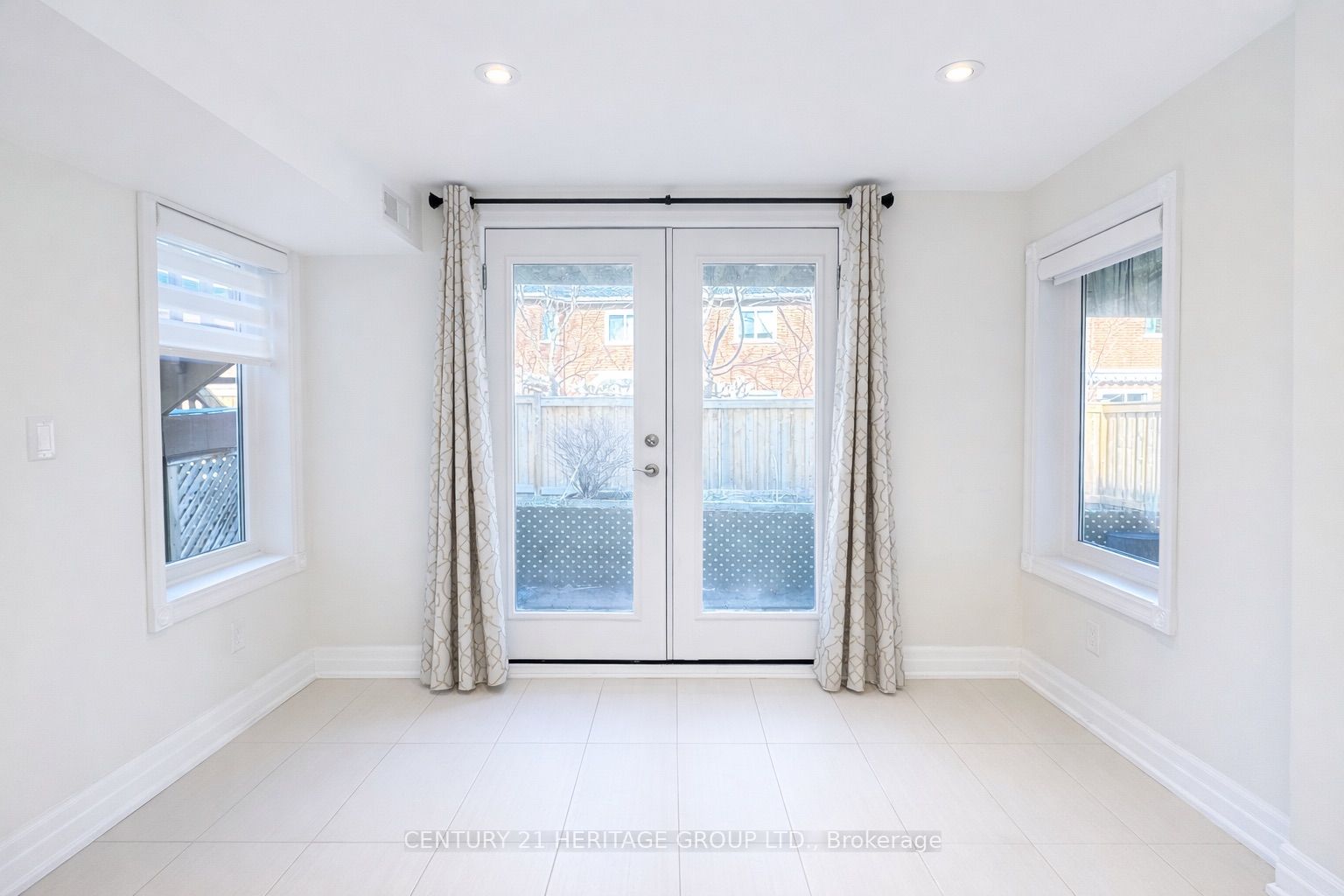 Additional image 2 of 691 Shanahan Boulevard, Newmarket, ON, L3X 1P8