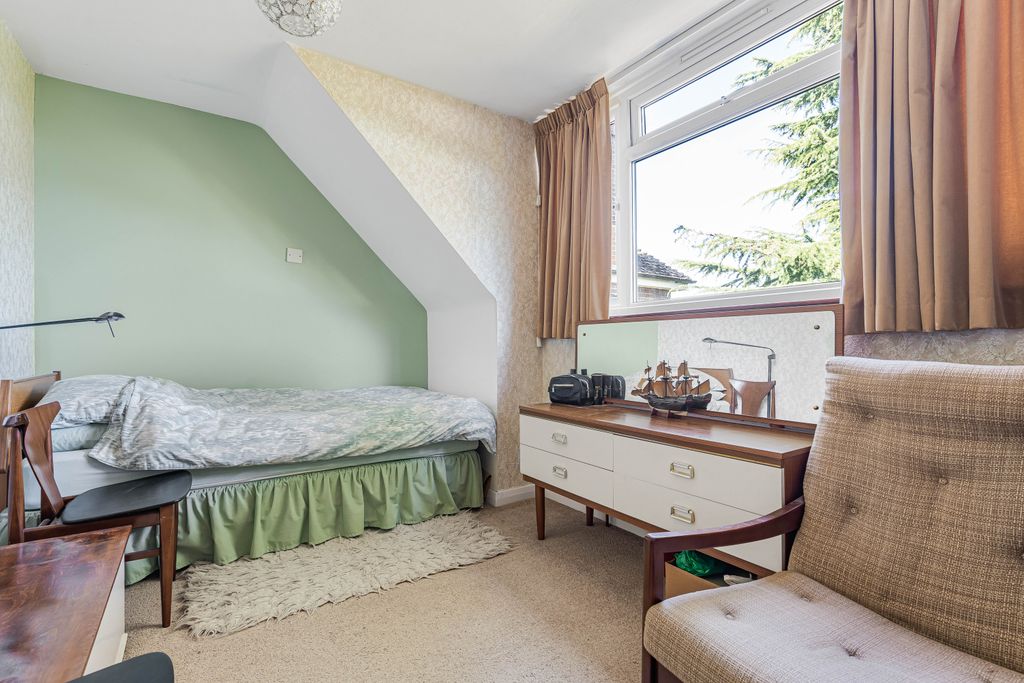 Additional image 10 of 3 bed detached house for saleCedar Way, Berkhamsted HP4