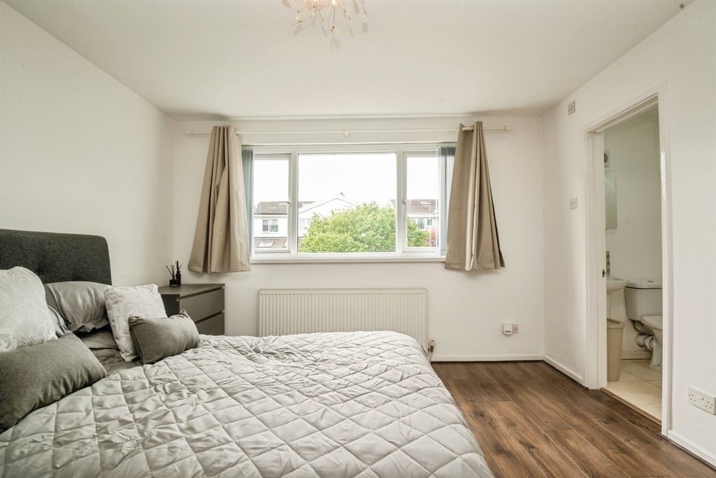 Additional image 6 of 4 bed detached house for saleHazel Tree Close, Radyr, Cardiff CF15