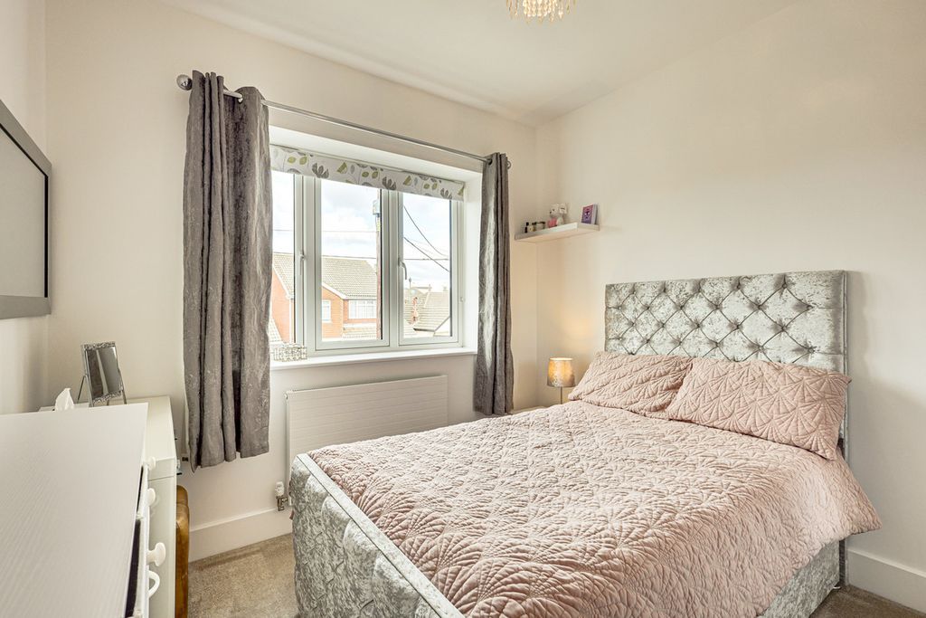 Additional image 30 of 4 bed detached house for saleCastle Road, Benfleet SS7