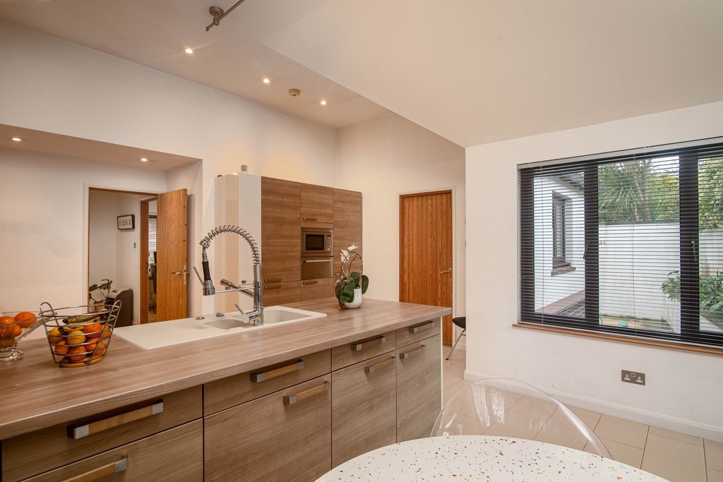 Additional image 14 of 4 bed detached house for salePark Estate, La Marquanderie, St Brelade JE3