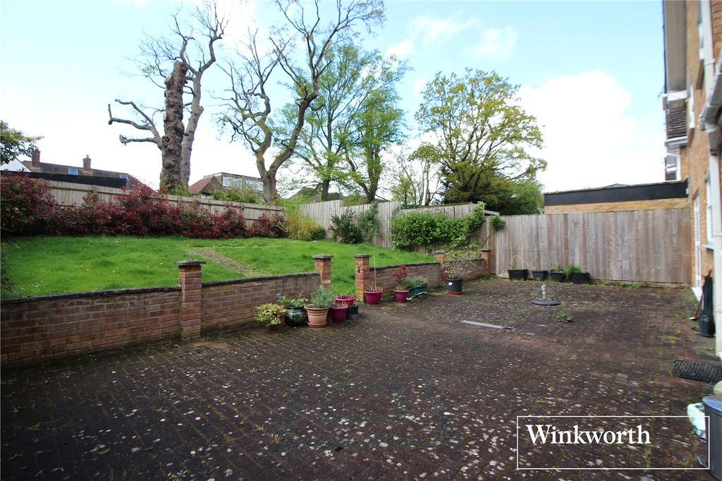 Additional image 18 of 4 bed end terrace house for saleHartfield Avenue, Elstree, Borehamwood, Hertfordshire WD6