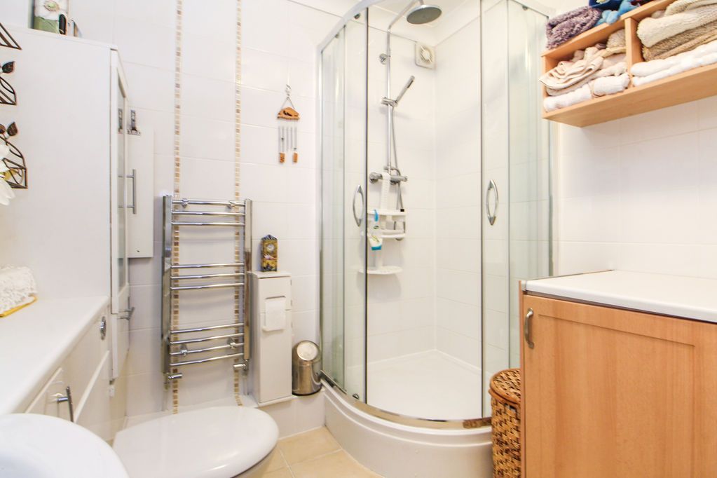 Additional image 15 of 2 bed flat for saleShakespeare Road, Bedford MK40